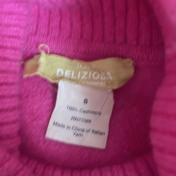 Pink 100% Cashmere Turtleneck Sweater - Picture 3 of 4